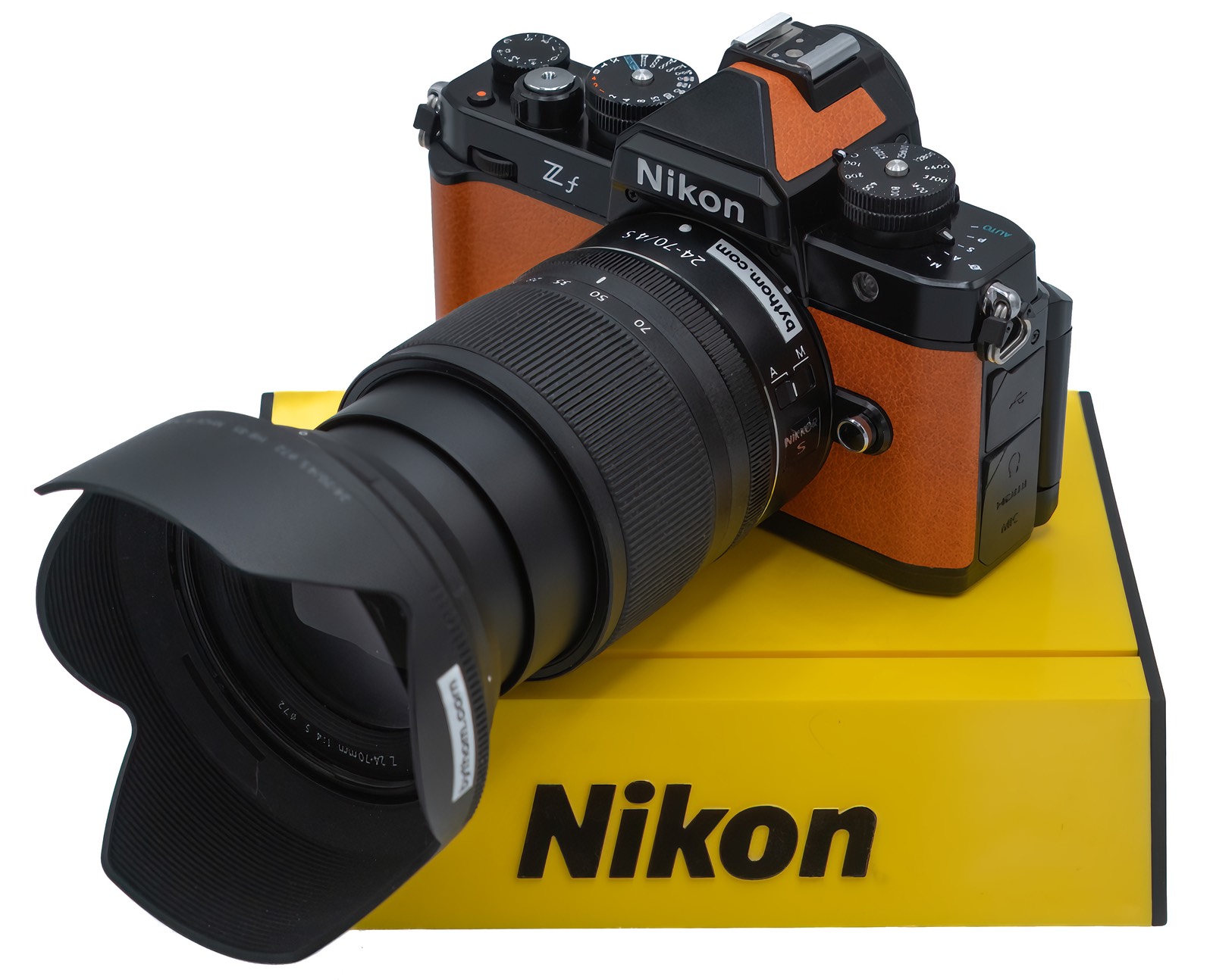 OFFICIAL Nikon Zf pREVIEW: INSANE IMAGE QUALITY, but a QUESTIONABLE choice?  